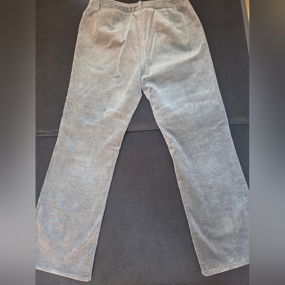 Oscar de la Renta Gray Straight Leg Pants with Embroidery - Picture 2 of 12